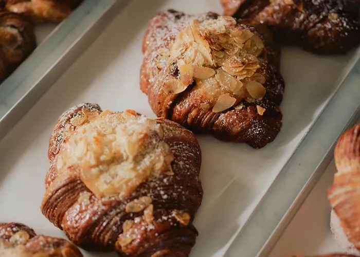 فندق The Dean 4*