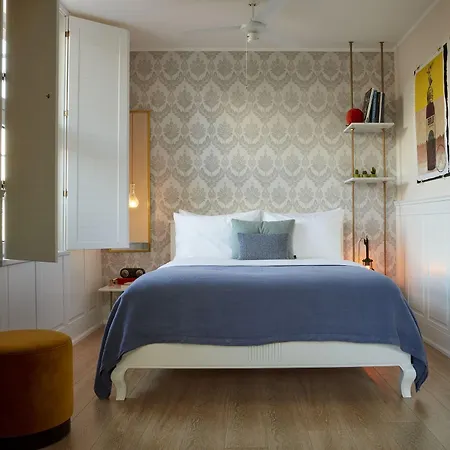 The Dean Berlin Berlin