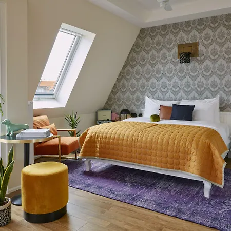 Hotel Max Brown Ku'damm, Part Of Sircle Collection 4*