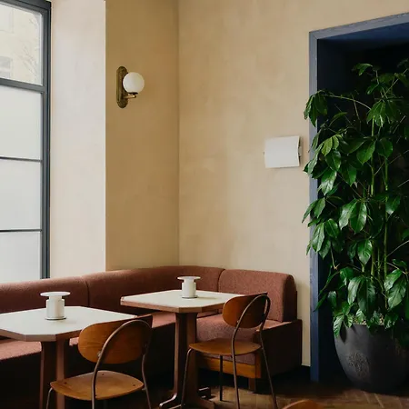 فندق The Dean 4*