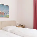 Hotel The Dean