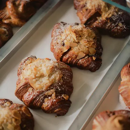 فندق The Dean 4*